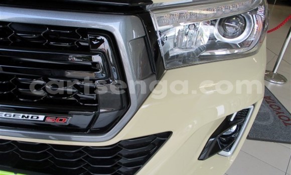 Acheter Occasion Voiture Toyota Hilux Beige à Ezulwini, Hhohho Acheter Occasion Voiture Toyota Hilux Beige à Ezulwini, Hhohho
