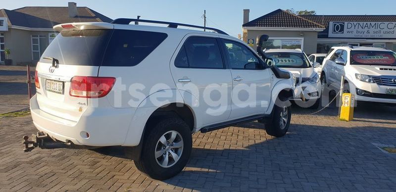 Big with watermark toyota hilux hhohho ezulwini 11650