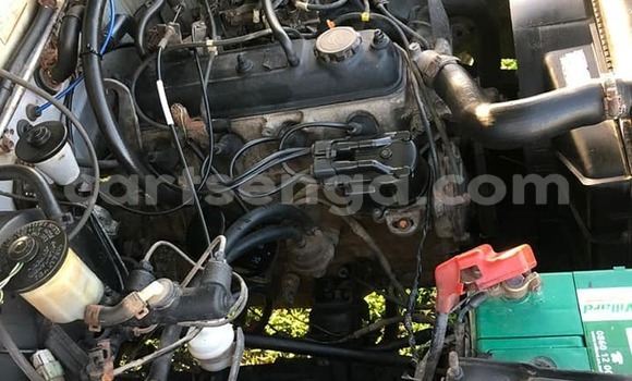 Acheter Occasion Voiture Toyota Hilux Gris à Bulembu, Hhohho Acheter Occasion Voiture Toyota Hilux Gris à Bulembu, Hhohho