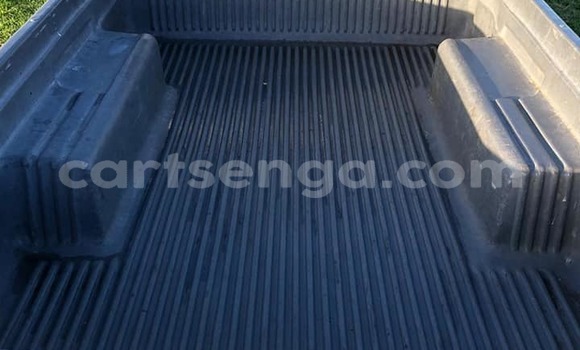 Acheter Occasion Voiture Toyota Hilux Gris à Bulembu, Hhohho Acheter Occasion Voiture Toyota Hilux Gris à Bulembu, Hhohho