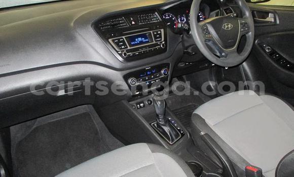 Nunua Ilio tumika Hyundai i20 White Gari ndani ya Manzini nchini Manzini Nunua Ilio tumika Hyundai i20 White Gari ndani ya Manzini nchini Manzini