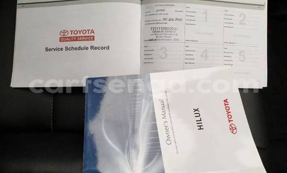 Nunua Ilio tumika Toyota Hilux White Gari ndani ya Ezulwini nchini Hhohho Nunua Ilio tumika Toyota Hilux White Gari ndani ya Ezulwini nchini Hhohho