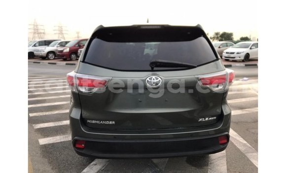 Buy Import Toyota Highlander Other Car in Import - Dubai in Hhohho Buy Import Toyota Highlander Other Car in Import - Dubai in Hhohho
