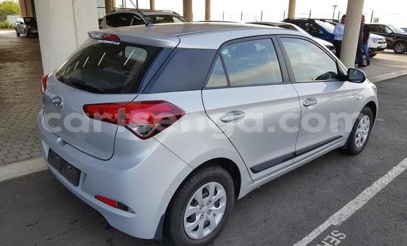 Buy Used Hyundai i20 Silver Car in Hlatikulu in Shiselweni District Buy Used Hyundai i20 Silver Car in Hlatikulu in Shiselweni District