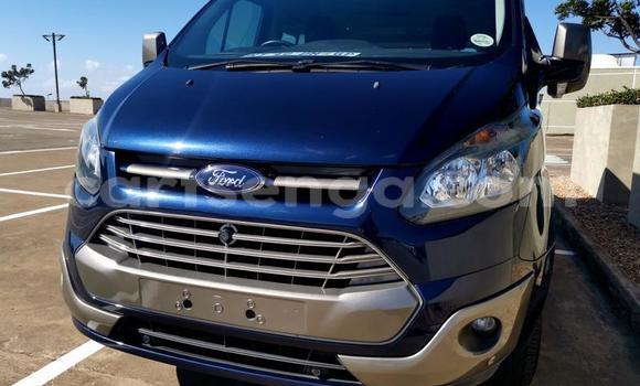 Acheter Occasion Voiture Ford Tourneo Custom Bleu à Mbabane, Manzini Acheter Occasion Voiture Ford Tourneo Custom Bleu à Mbabane, Manzini