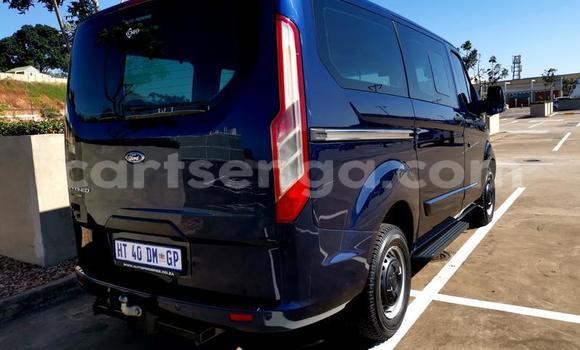 Acheter Occasion Voiture Ford Tourneo Custom Bleu à Mbabane, Manzini Acheter Occasion Voiture Ford Tourneo Custom Bleu à Mbabane, Manzini