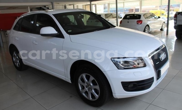 Acheter Occasion Voiture Audi Q5 Gris à Big Bend, Lubombo District Acheter Occasion Voiture Audi Q5 Gris à Big Bend, Lubombo District