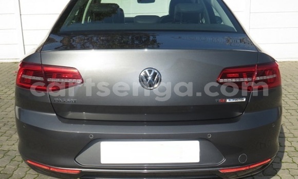 Nunua Ilio tumika Volkswagen Passat Silver Gari ndani ya Hlatikulu nchini Wilaya ya Shiselweni Nunua Ilio tumika Volkswagen Passat Silver Gari ndani ya Hlatikulu nchini Wilaya ya Shiselweni