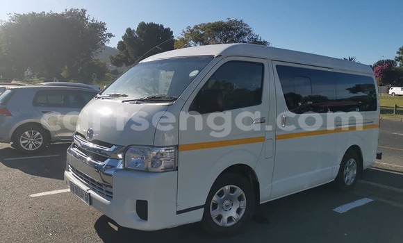 Buy Used Toyota Hiace White Car in Big Bend in Lubombo District Buy Used Toyota Hiace White Car in Big Bend in Lubombo District