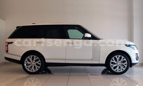 Acheter Occasion Voiture Land Rover Range Rover Vogue Blanc à Mbabane, Manzini Acheter Occasion Voiture Land Rover Range Rover Vogue Blanc à Mbabane, Manzini