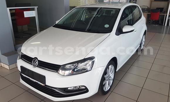 Nunua Ilio tumika Volkswagen Polo White Gari ndani ya Manzini nchini Manzini Nunua Ilio tumika Volkswagen Polo White Gari ndani ya Manzini nchini Manzini