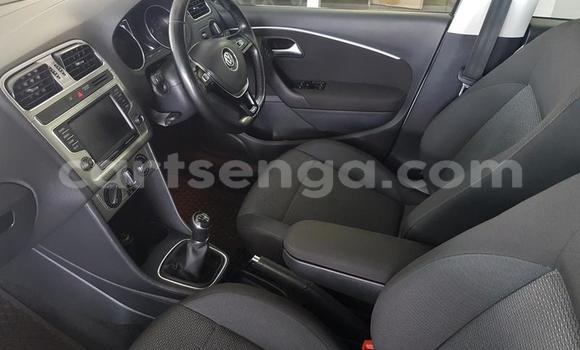 Nunua Ilio tumika Volkswagen Polo White Gari ndani ya Manzini nchini Manzini Nunua Ilio tumika Volkswagen Polo White Gari ndani ya Manzini nchini Manzini