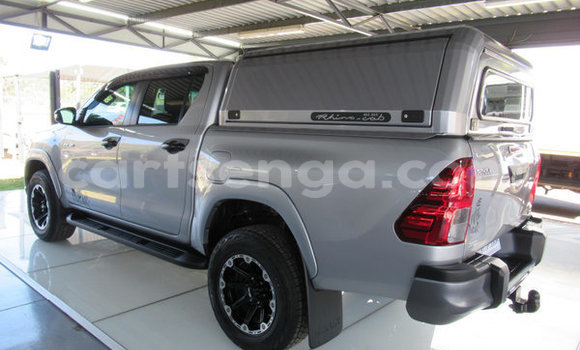 Nunua Ilio tumika Toyota Hilux Silver Gari ndani ya Bulembu nchini Hhohho Nunua Ilio tumika Toyota Hilux Silver Gari ndani ya Bulembu nchini Hhohho