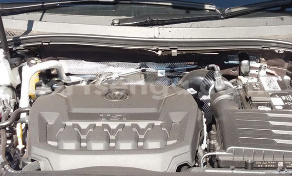 Nunua Ilio tumika Volkswagen Tiguan White Gari ndani ya Ezulwini nchini Hhohho Nunua Ilio tumika Volkswagen Tiguan White Gari ndani ya Ezulwini nchini Hhohho