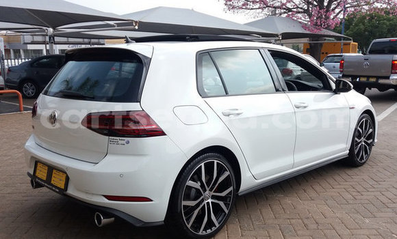 Nunua Ilio tumika Volkswagen Golf GTI White Gari ndani ya Ezulwini nchini Hhohho Nunua Ilio tumika Volkswagen Golf GTI White Gari ndani ya Ezulwini nchini Hhohho