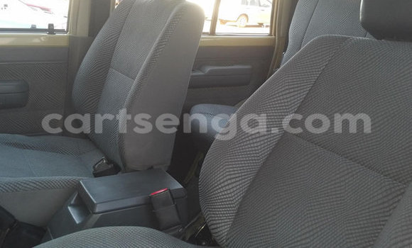 Nunua Ilio tumika Toyota Land Cruiser Beige Gari ndani ya Bulembu nchini Hhohho Nunua Ilio tumika Toyota Land Cruiser Beige Gari ndani ya Bulembu nchini Hhohho
