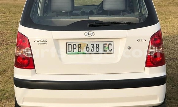 Nunua Ilio tumika Hyundai Atos White Gari ndani ya Ezulwini nchini Hhohho Nunua Ilio tumika Hyundai Atos White Gari ndani ya Ezulwini nchini Hhohho