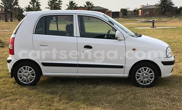 Nunua Ilio tumika Hyundai Atos White Gari ndani ya Ezulwini nchini Hhohho Nunua Ilio tumika Hyundai Atos White Gari ndani ya Ezulwini nchini Hhohho