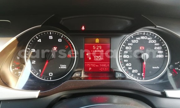 Acheter Occasion Voiture Audi A4 Beige à Ezulwini, Hhohho Acheter Occasion Voiture Audi A4 Beige à Ezulwini, Hhohho