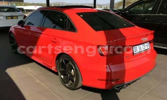 Nunua Ilio tumika Audi S3 Red Gari ndani ya Ezulwini nchini Hhohho Nunua Ilio tumika Audi S3 Red Gari ndani ya Ezulwini nchini Hhohho