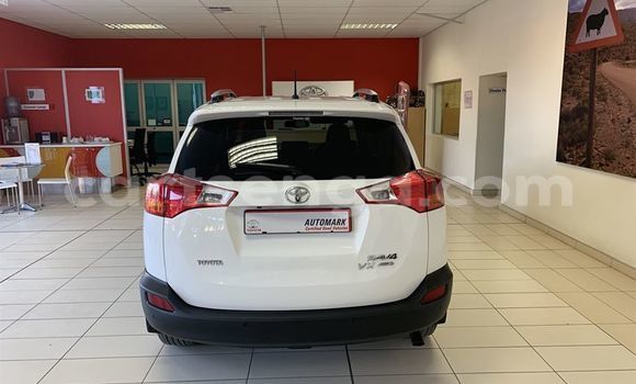 Acheter Occasion Voiture Toyota RAV4 Blanc à Ezulwini, Hhohho Acheter Occasion Voiture Toyota RAV4 Blanc à Ezulwini, Hhohho