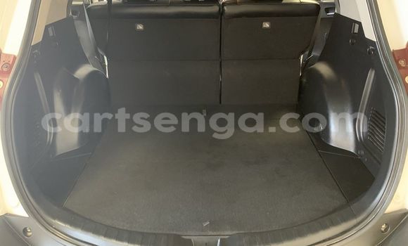 Acheter Occasion Voiture Toyota RAV4 Blanc à Ezulwini, Hhohho Acheter Occasion Voiture Toyota RAV4 Blanc à Ezulwini, Hhohho