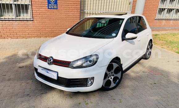 Buy Used Volkswagen Golf White Car in Big Bend in Lubombo District Buy Used Volkswagen Golf White Car in Big Bend in Lubombo District