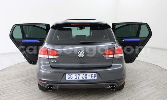Nunua Ilio tumika Volkswagen Golf GTI Blue Gari ndani ya Bulembu nchini Hhohho Nunua Ilio tumika Volkswagen Golf GTI Blue Gari ndani ya Bulembu nchini Hhohho