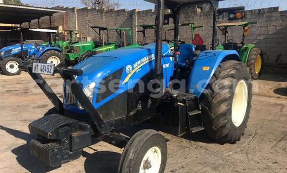 Buy Used Caterpillar 120 Blue Truck in Mbabane in Manzini Buy Used Caterpillar 120 Blue Truck in Mbabane in Manzini