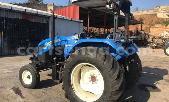 Buy Used Caterpillar 120 Blue Truck in Mbabane in Manzini Buy Used Caterpillar 120 Blue Truck in Mbabane in Manzini