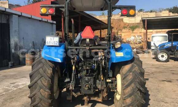 Buy Used Caterpillar 120 Blue Truck in Mbabane in Manzini Buy Used Caterpillar 120 Blue Truck in Mbabane in Manzini