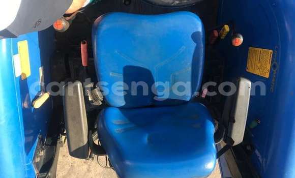 Buy Used Caterpillar 120 Blue Truck in Mbabane in Manzini Buy Used Caterpillar 120 Blue Truck in Mbabane in Manzini