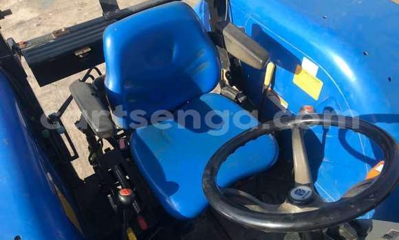 Buy Used Caterpillar 120 Blue Truck in Mbabane in Manzini Buy Used Caterpillar 120 Blue Truck in Mbabane in Manzini