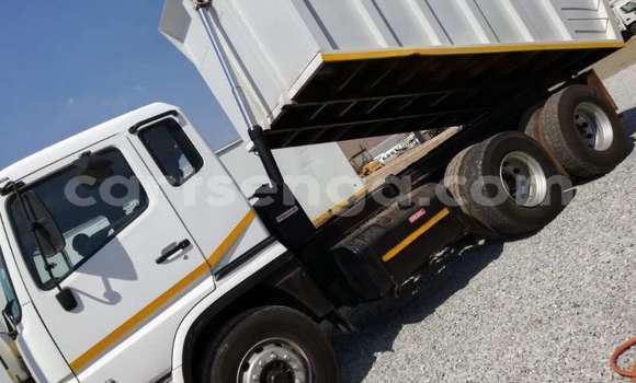 Buy Used Mitsubishi L400 White Truck in Mbabane in Manzini Buy Used Mitsubishi L400 White Truck in Mbabane in Manzini