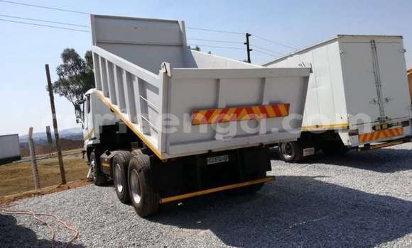 Buy Used Mitsubishi L400 White Truck in Mbabane in Manzini Buy Used Mitsubishi L400 White Truck in Mbabane in Manzini