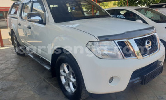 Buy Used Nissan Navara White Car in Ezulwini in Hhohho Buy Used Nissan Navara White Car in Ezulwini in Hhohho
