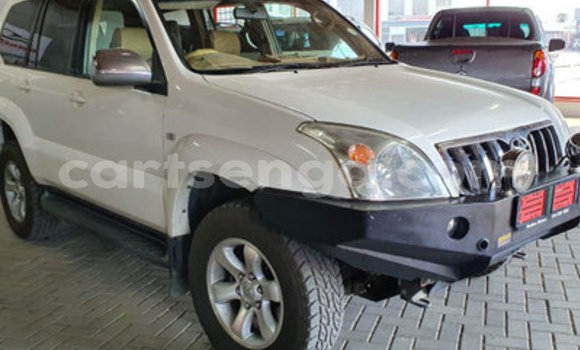 Buy Used Toyota Land Cruiser Prado White Car in Ezulwini in Hhohho Buy Used Toyota Land Cruiser Prado White Car in Ezulwini in Hhohho