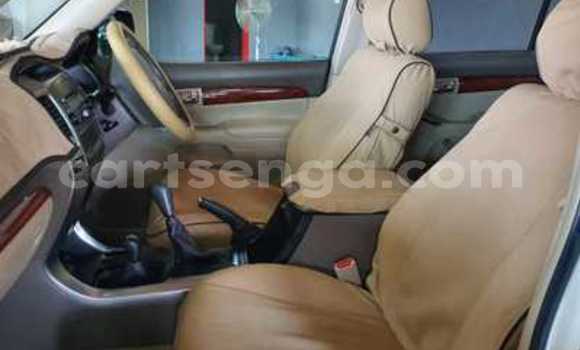 Buy Used Toyota Land Cruiser Prado White Car in Ezulwini in Hhohho Buy Used Toyota Land Cruiser Prado White Car in Ezulwini in Hhohho