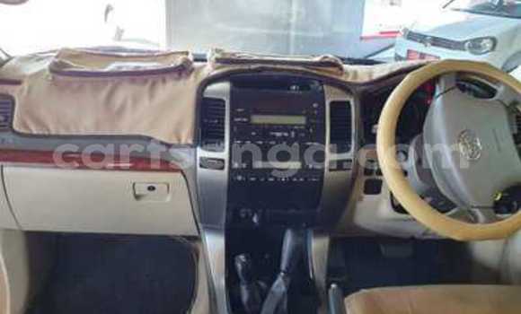 Buy Used Toyota Land Cruiser Prado White Car in Ezulwini in Hhohho Buy Used Toyota Land Cruiser Prado White Car in Ezulwini in Hhohho