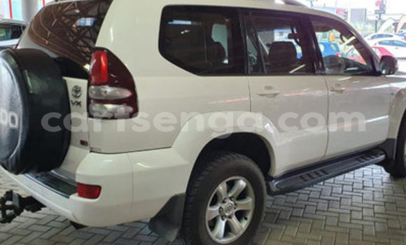 Buy Used Toyota Land Cruiser Prado White Car in Ezulwini in Hhohho Buy Used Toyota Land Cruiser Prado White Car in Ezulwini in Hhohho