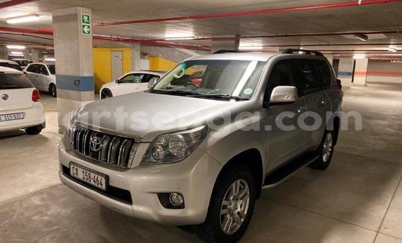 Buy Used Toyota Land Cruiser Prado Silver Car in Ezulwini in Hhohho Buy Used Toyota Land Cruiser Prado Silver Car in Ezulwini in Hhohho