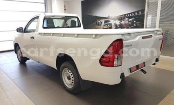 Buy Used Toyota Hilux White Car in Manzini in Manzini Buy Used Toyota Hilux White Car in Manzini in Manzini
