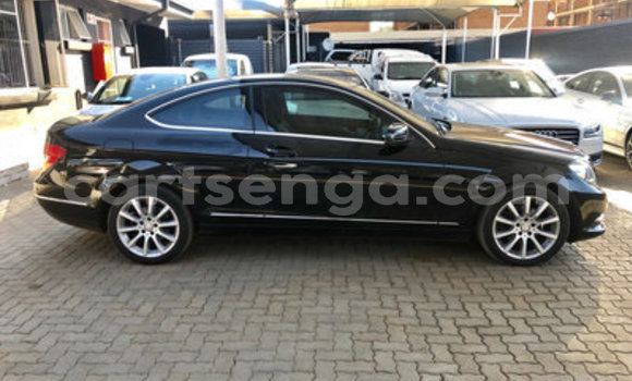 Nunua Ilio tumika Mercedes‒Benz C–Class Black Gari ndani ya Manzini nchini Manzini Nunua Ilio tumika Mercedes‒Benz C–Class Black Gari ndani ya Manzini nchini Manzini