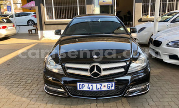 Nunua Ilio tumika Mercedes‒Benz C–Class Black Gari ndani ya Manzini nchini Manzini Nunua Ilio tumika Mercedes‒Benz C–Class Black Gari ndani ya Manzini nchini Manzini