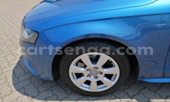 Nunua Ilio tumika Audi A4 Blue Gari ndani ya Manzini nchini Manzini Nunua Ilio tumika Audi A4 Blue Gari ndani ya Manzini nchini Manzini