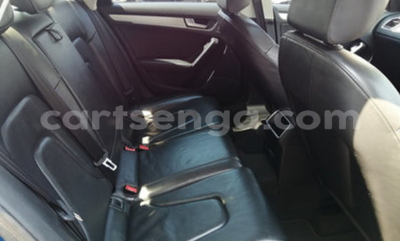 Nunua Ilio tumika Audi A4 Blue Gari ndani ya Manzini nchini Manzini Nunua Ilio tumika Audi A4 Blue Gari ndani ya Manzini nchini Manzini