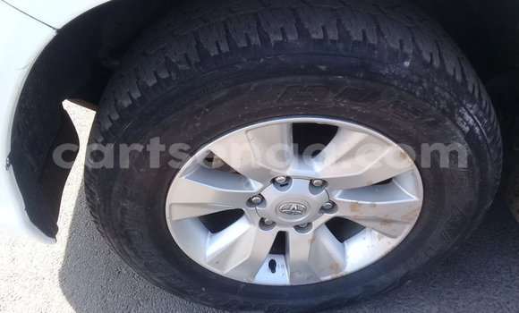 Buy Used Toyota Hilux White Car in Big Bend in Lubombo District Buy Used Toyota Hilux White Car in Big Bend in Lubombo District