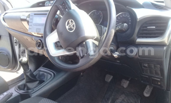 Buy Used Toyota Hilux White Car in Big Bend in Lubombo District Buy Used Toyota Hilux White Car in Big Bend in Lubombo District