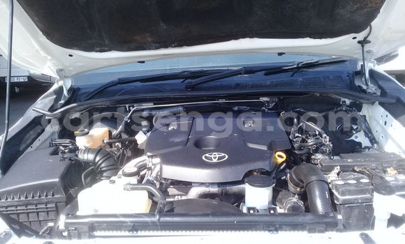 Buy Used Toyota Hilux White Car in Big Bend in Lubombo District Buy Used Toyota Hilux White Car in Big Bend in Lubombo District