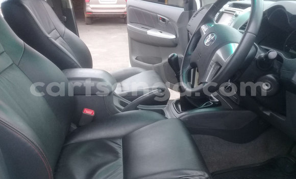 Buy Used Toyota Hilux White Car in Big Bend in Lubombo District Buy Used Toyota Hilux White Car in Big Bend in Lubombo District